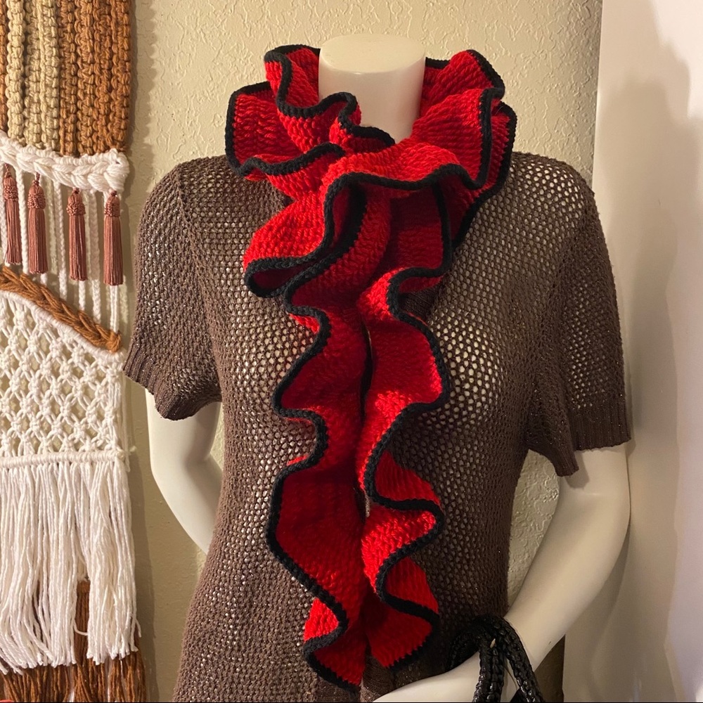 Crochet scarf